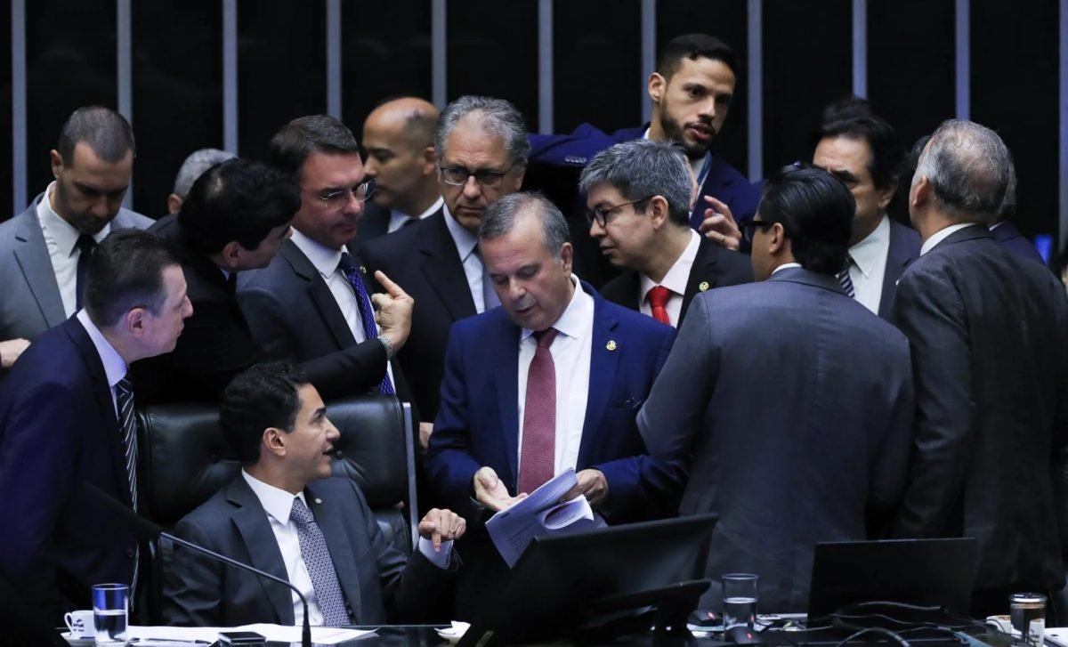 Ministério da Justiça endurece regras para emendas parlamentares em 2027 e limita liberdade de congressistas