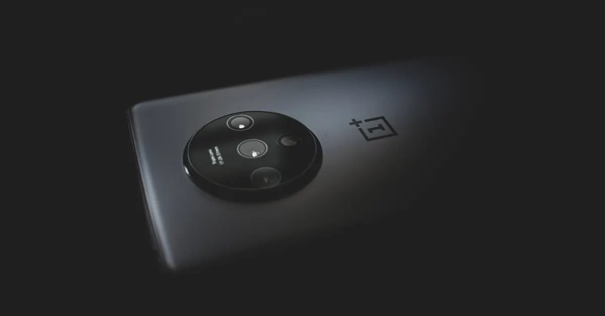 Motorola marca para 5 de novembro a apresentação do Signature 27, topo de linha com Snapdragon 8 Elite Extreme Gen 6