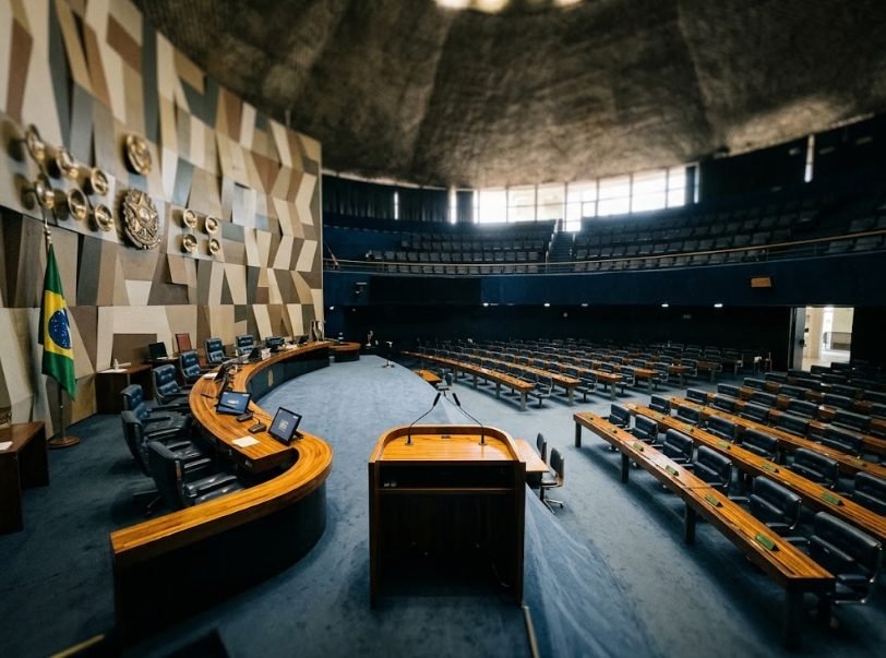 Disputa pela pauta de segurança pública expõe divergências no Congresso e pressiona partidos de esquerda