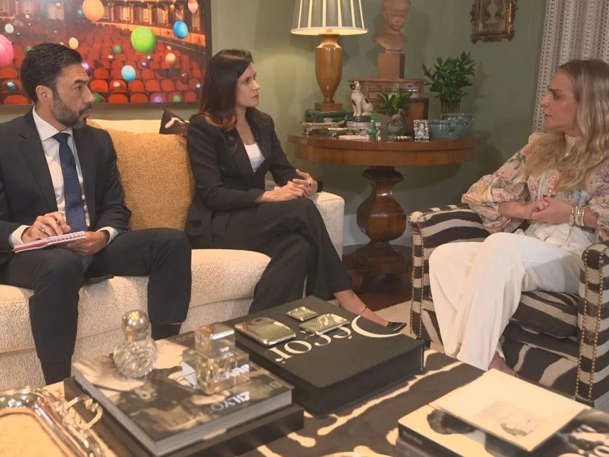 Roberta Luchsinger em entrevista a CNN no Youtube
